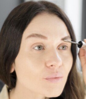 Group logo of How to use Careprost for longer eyelashes